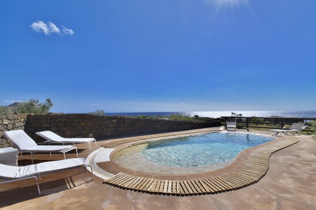 Houses for rent in Pantelleria - Dammuso Tumbir 